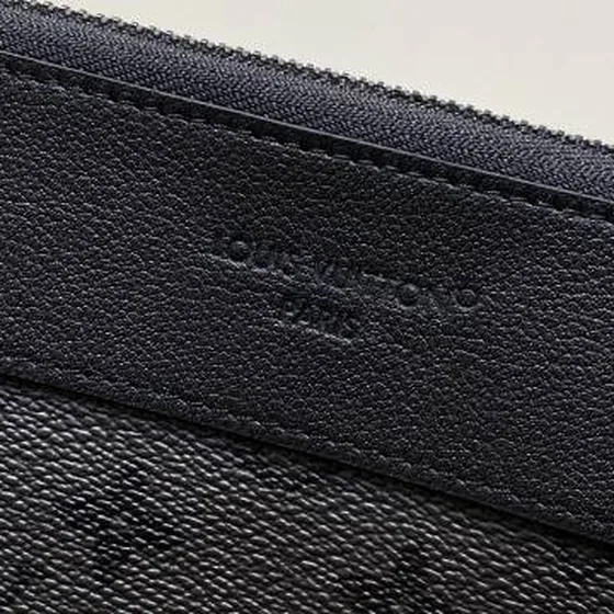 Louis Vuitton M26741 Monogram Eclipse 27 x 21 x 3 cm casual