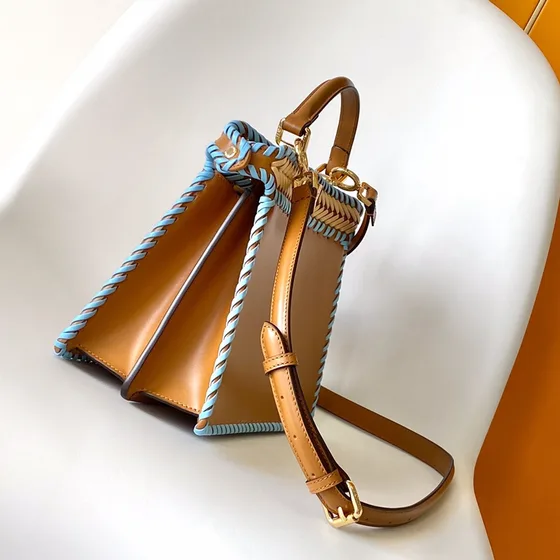 Fendi Peekaboo Iseeu Small Marron Anse supérieure