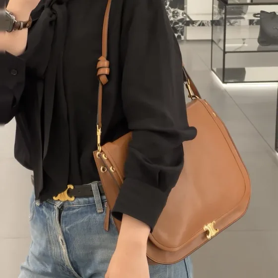 Celine Triomphe Brun Skulderveske