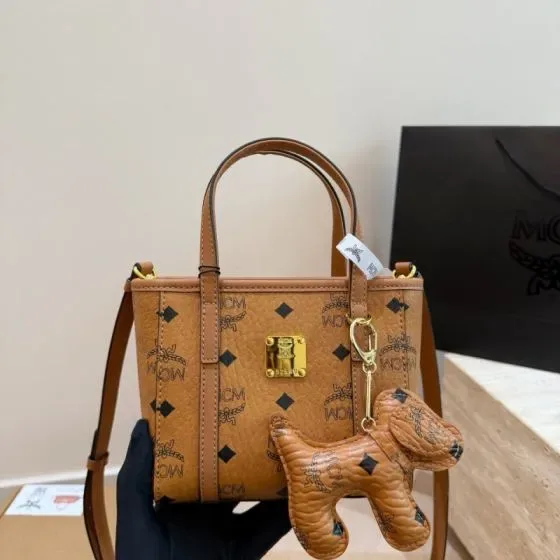 MCM Aren Visetos Tote Cognac Tote Bag