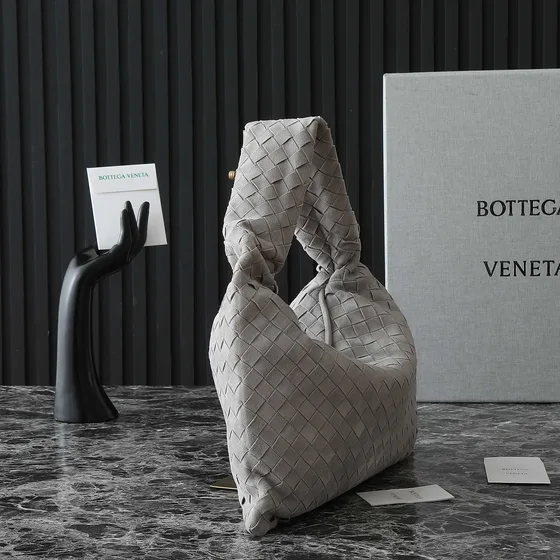 Bottega Veneta Bolsa de ombro Gray Hobo