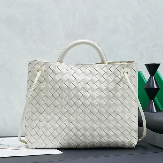 Bottega Veneta Andiamo Bag White Tote Bag