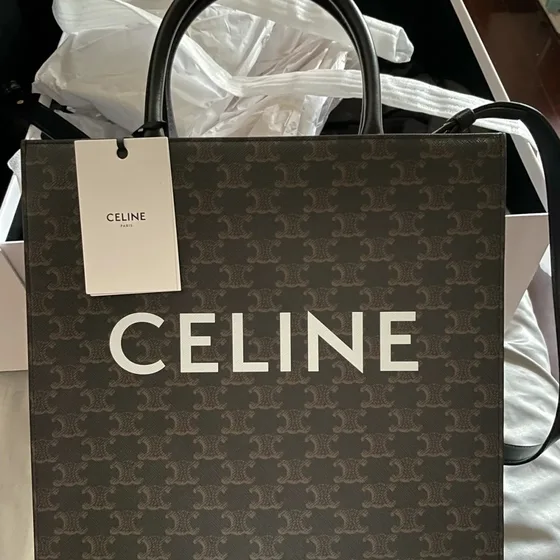 Celine Vertical Cabas Coklat Tote Bag