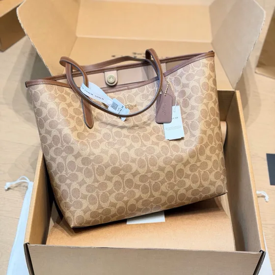 Coach City Tote Khaki/สีน้ำตาล Tote Bag