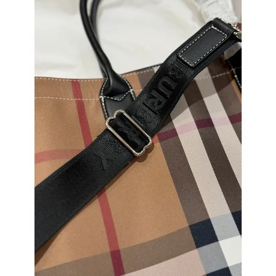 Burberry Check Tote Bag Birch Coklat Check Tote Bag