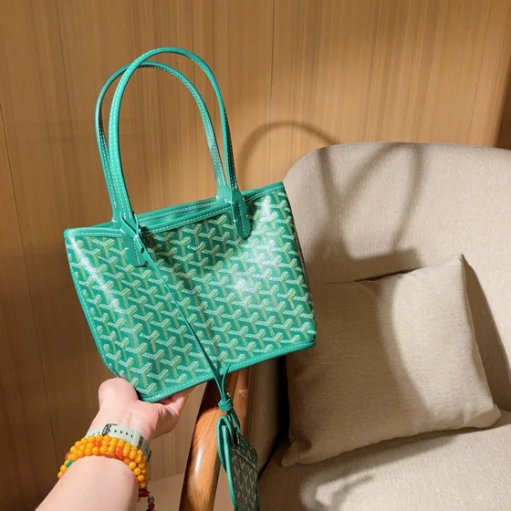 Goyard Saint Louis Mini أخضر Tote Bag