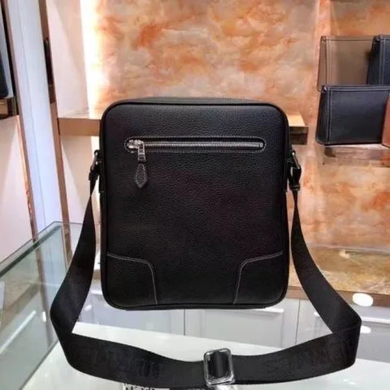 Hermes messenger Black leather 27-25-6