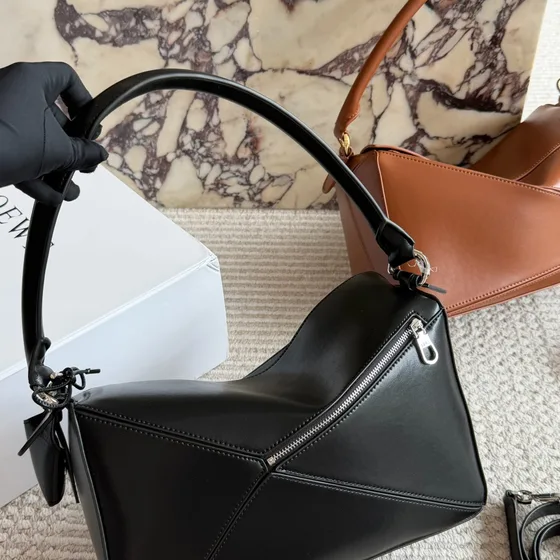 Loewe Puzzle Hobo Nero Hobo
