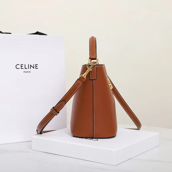 Celine Triomphe Borsa a secchiello Tan/Marrone Borsa a spalla/Crossbody