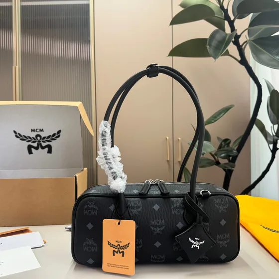 MCM Aren Boston Bag Hồng Top Handle
