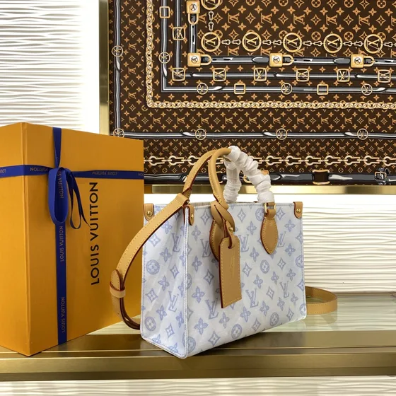 Louis Vuitton Onthego White Tote Bag