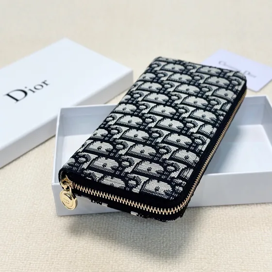 Dior Long Zipped Wallet Dior Oblique Beige And Black Wallet