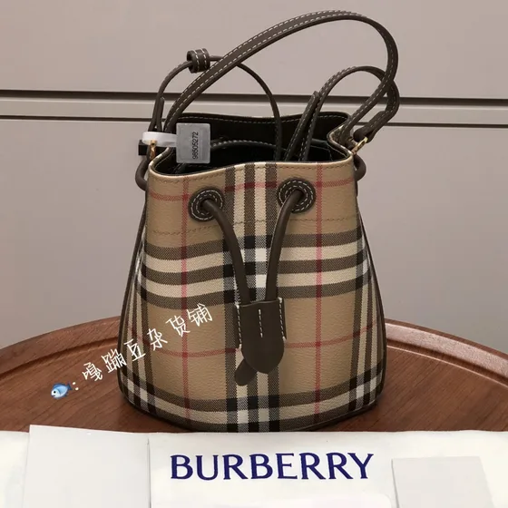 Burberry Vintage Check Bolsa balde Bege Check Bolsa de ombro