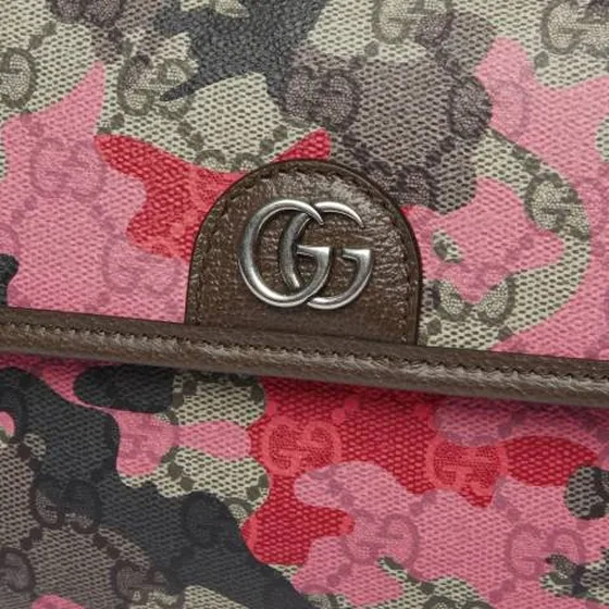 Gucci GG Supreme with Rosa Rosso camo crossbody