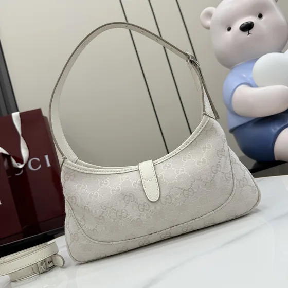 Gucci Gg Jackie 1961 Small Axelväska Beige/Off Vit Hobo