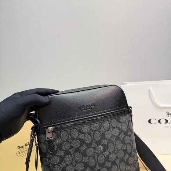 Coach Houston Flight Bag Hitam/Charcoal Crossbody