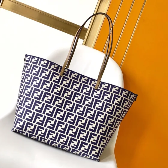 Fendi Striped Doek Tote Marineblauw Blauw And Wit Tote tas