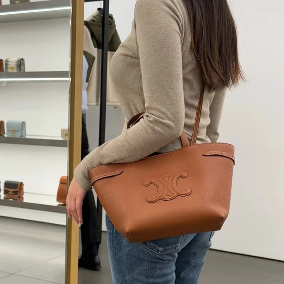 Celine Cuir Triomphe Cabas Anais Tan Tote Bag
