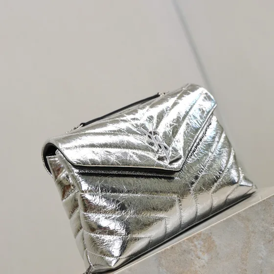 YSL Loulou Silber Crossbody