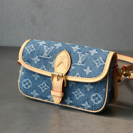 Louis Vuitton Nano Diane Denim Blau/Natural Leder Trim Schultertasche