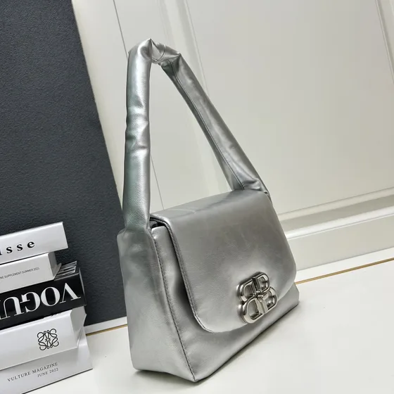 Balenciaga Bb Soft Flap Schultertasche Silber Schultertasche