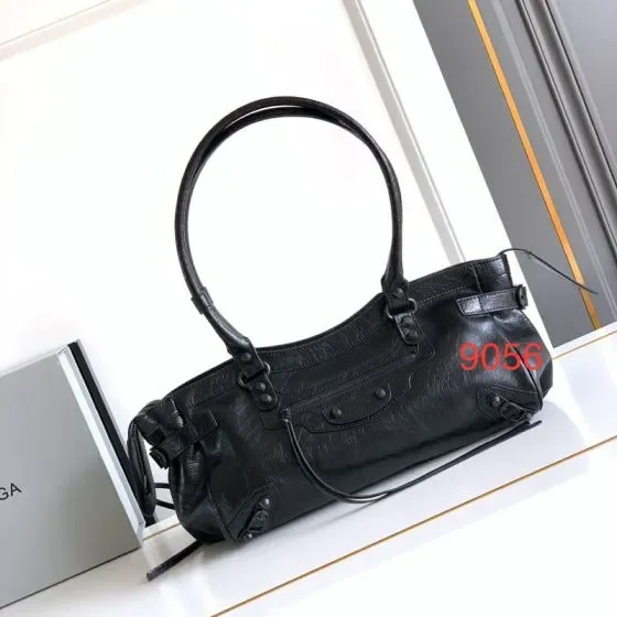 Balenciaga Le Cagole Small Shoulder Bag Black Shoulder Bag