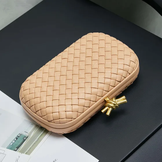 Bottega Veneta Intrecciato Knot Clutch Apricot Clutch