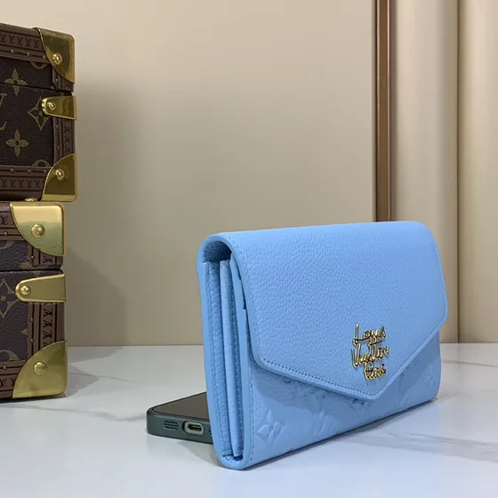 Louis Vuitton Sarah Carteira Light Azul Carteira