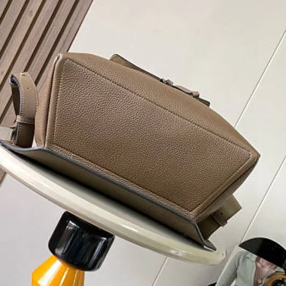 Loewe Taupe everyday