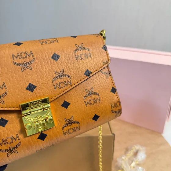 MCM Aren Visetos Chain Tegnebog Cognac Woc