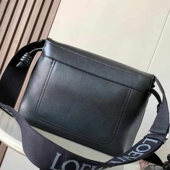 Loewe Flamenco Сумка-мессенджер Чёрный Crossbody