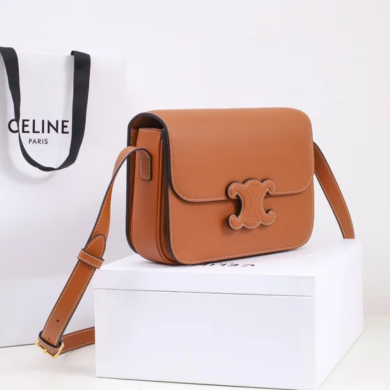 Celine Triomphe Tan Sac épaule