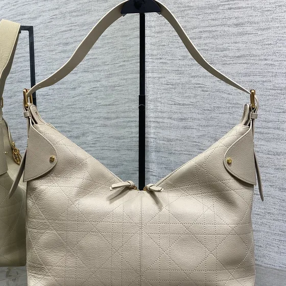 Dior Toujours Hobo Bag Creme Branco Hobo