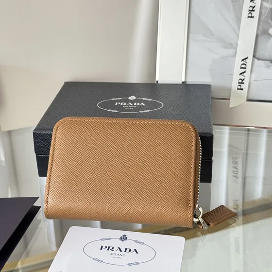 Prada Saffiano Läder Zip Card Holder Camel Brun Card Holder