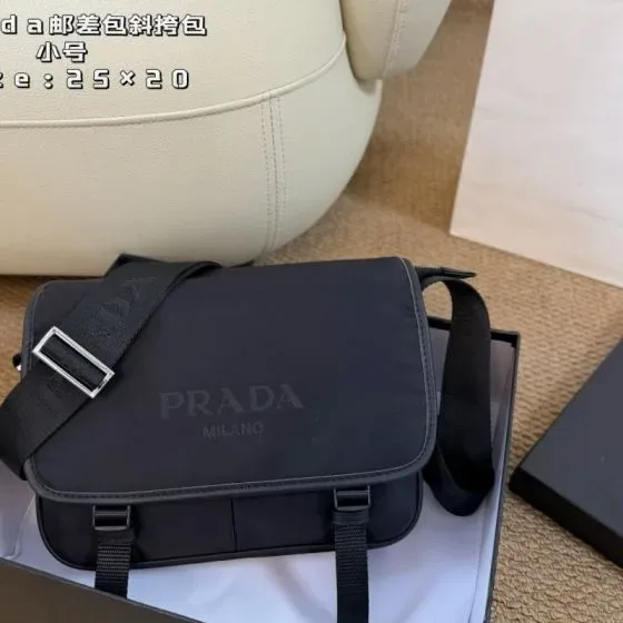 Prada Nylon Messenger Bag Black 25 20 Crossbody