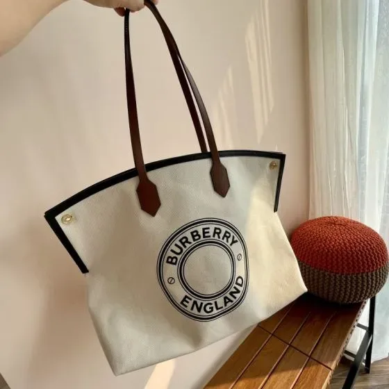 Burberry Logo Graphic Canvas Tote Beige Tote Bag