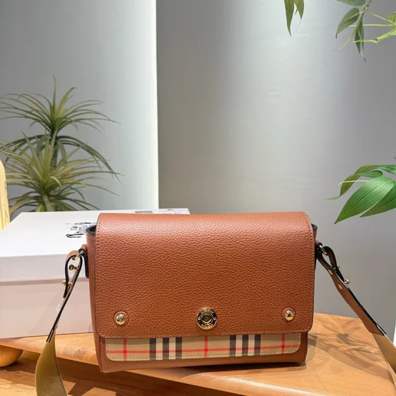 Burberry Vintage Check And Couro Bolsa transversal Tan/Marrom Crossbody
