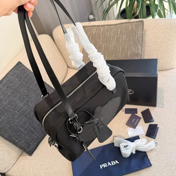 Prada Re-نايلون And Saffiano جلد Travel Bag أسود Top Handle
