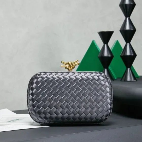 Bottega Veneta Intreccio Knot Clutch Black Clutch
