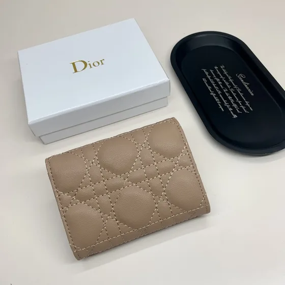 Dior Dior Caro Compact Carteira Bege Carteira