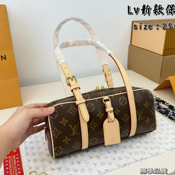 Celine Cité Monogram بني 25cm Shoulder Bag