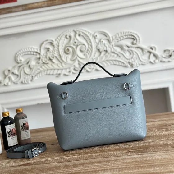 Hermes Kelly 2424 Light สีฟ้า Top Handle