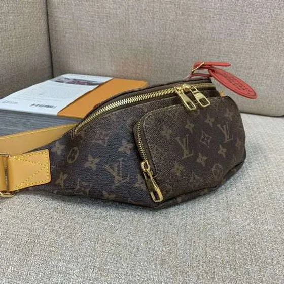 Louis Vuitton Monogram Marron crossbody