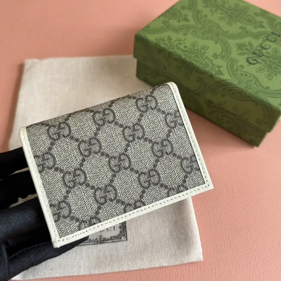 Gucci Horsebit 1955 Card Case Cartera Beige/Blanco Card Holder