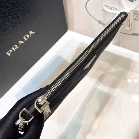 Prada 2NH006 Sort nylon everyday
