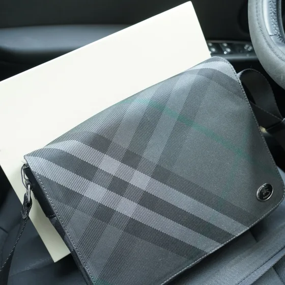 Burberry Check Crossbody tas Charcoal/Gray Check Crossbody