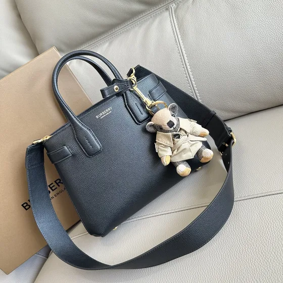 Burberry Banner Bag Siyah Üst sap