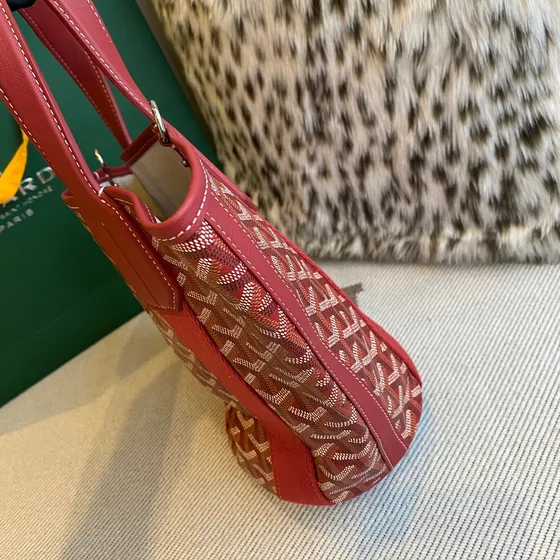 Goyard Belharra สีแดง Tote Bag
