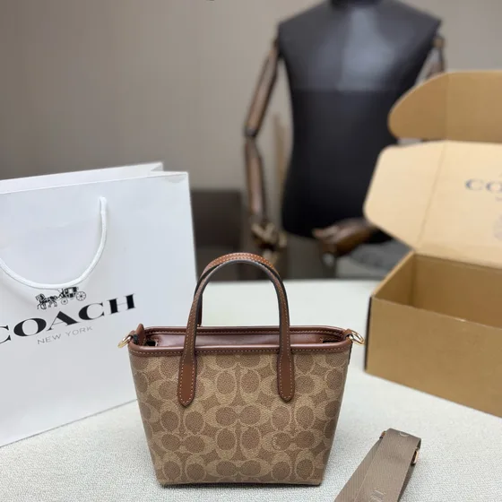 Coach Mini City Tote In Signature Lerret Khaki/Saddle Shopperveske