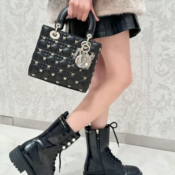Dior Lady Dior أسود Top Handle